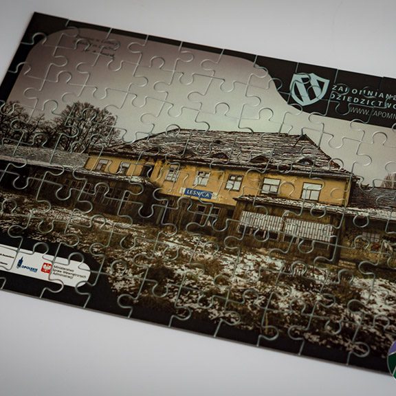 Puzzle z nadrukiem